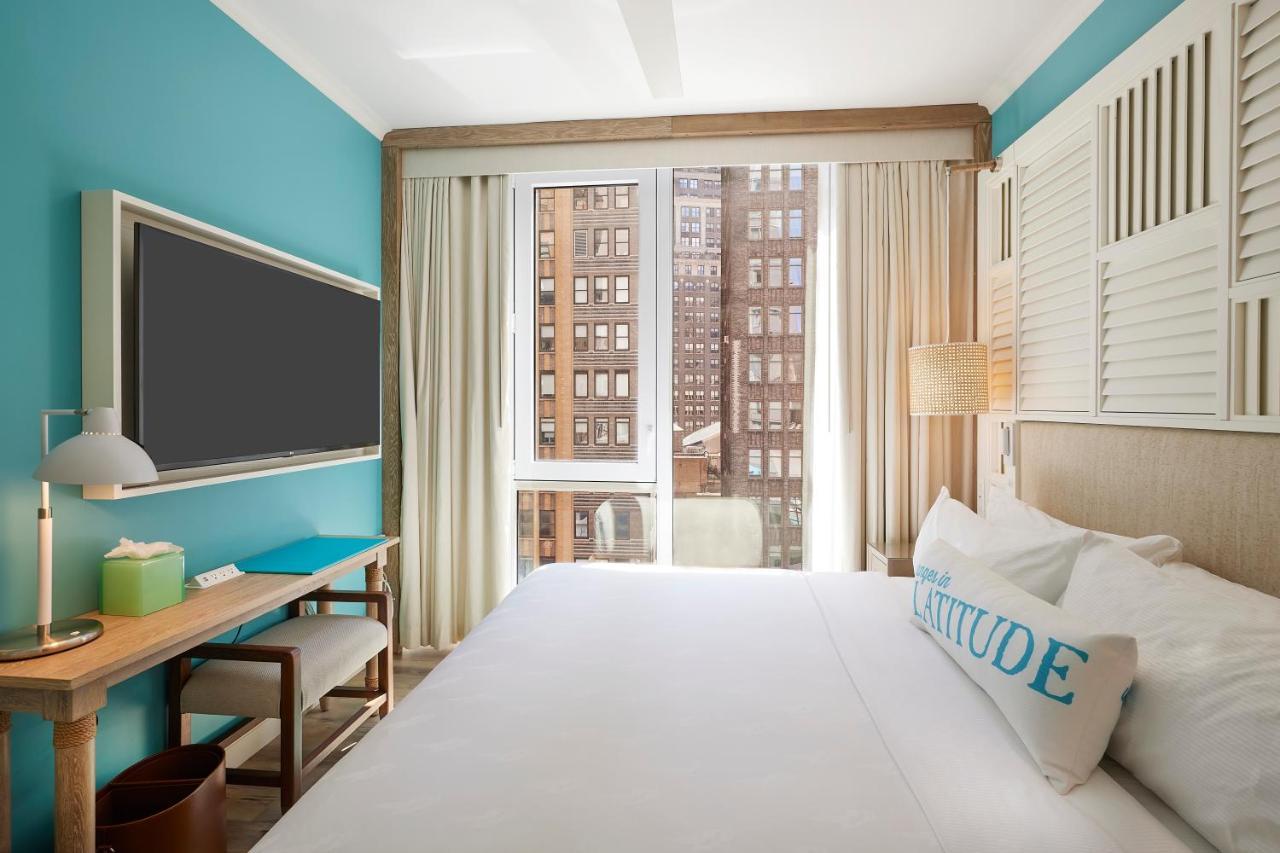 Standard Room One King Bed