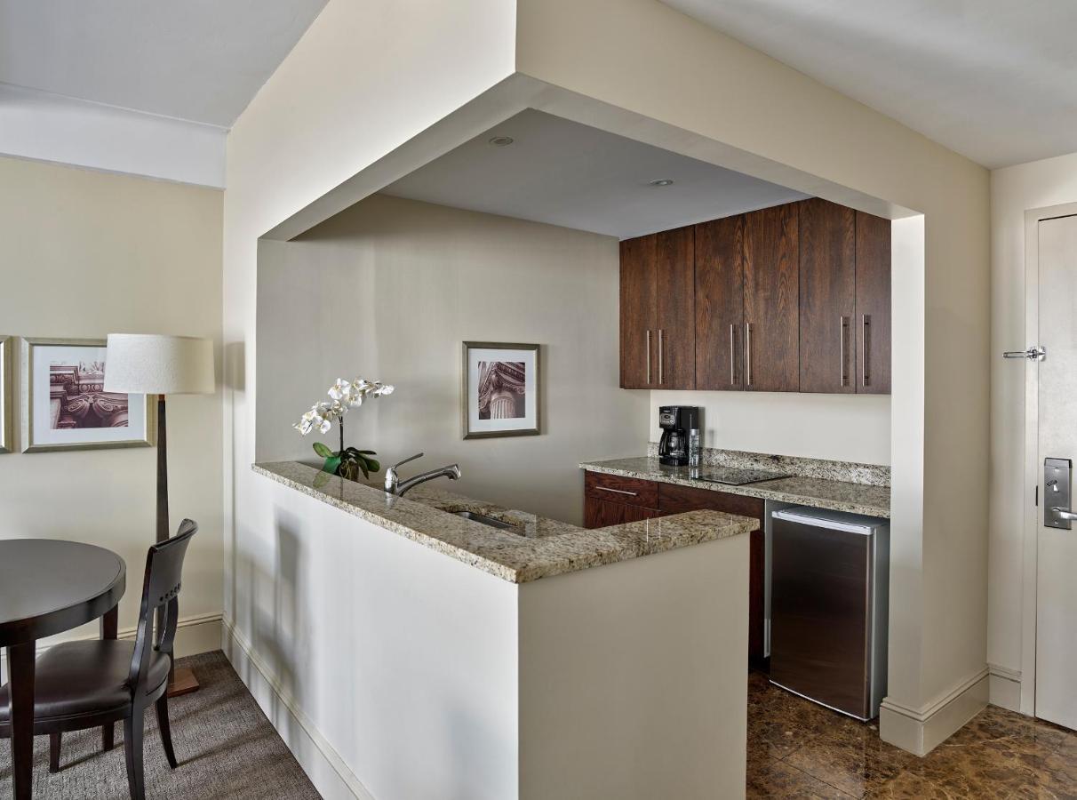 One Bedroom Deluxe Suite Accessible