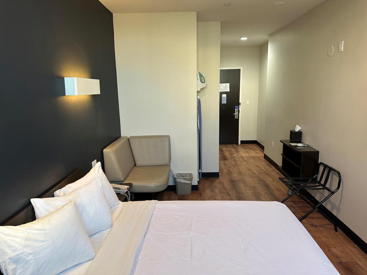 Standard Room Disability Access