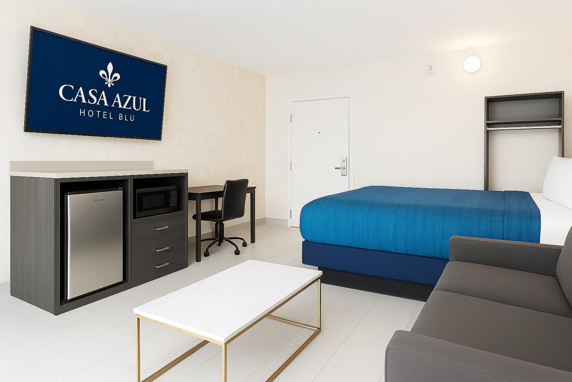 Deluxe Queen Suite