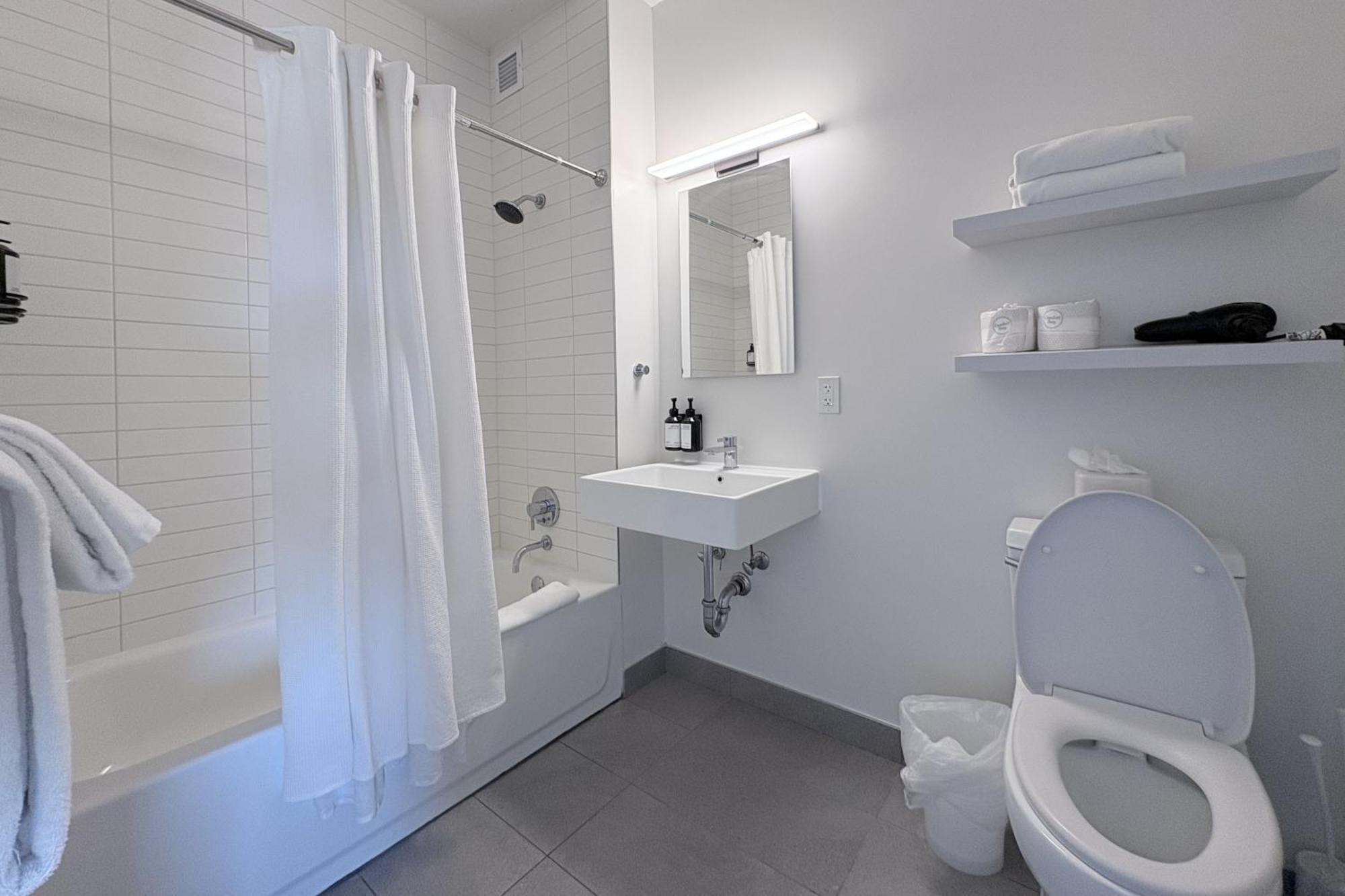 Studio Apartment, 1 Queen Bed