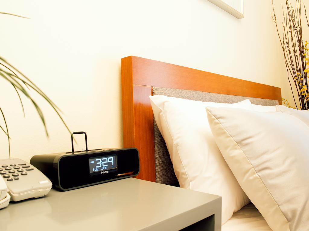 Queen Room with Private Bathroom