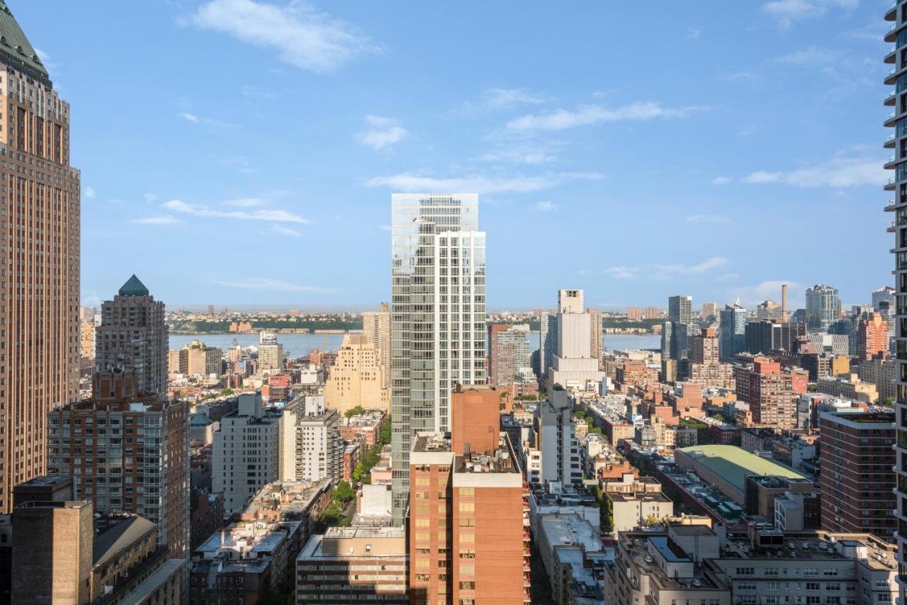 Social Superior Hudson River View King