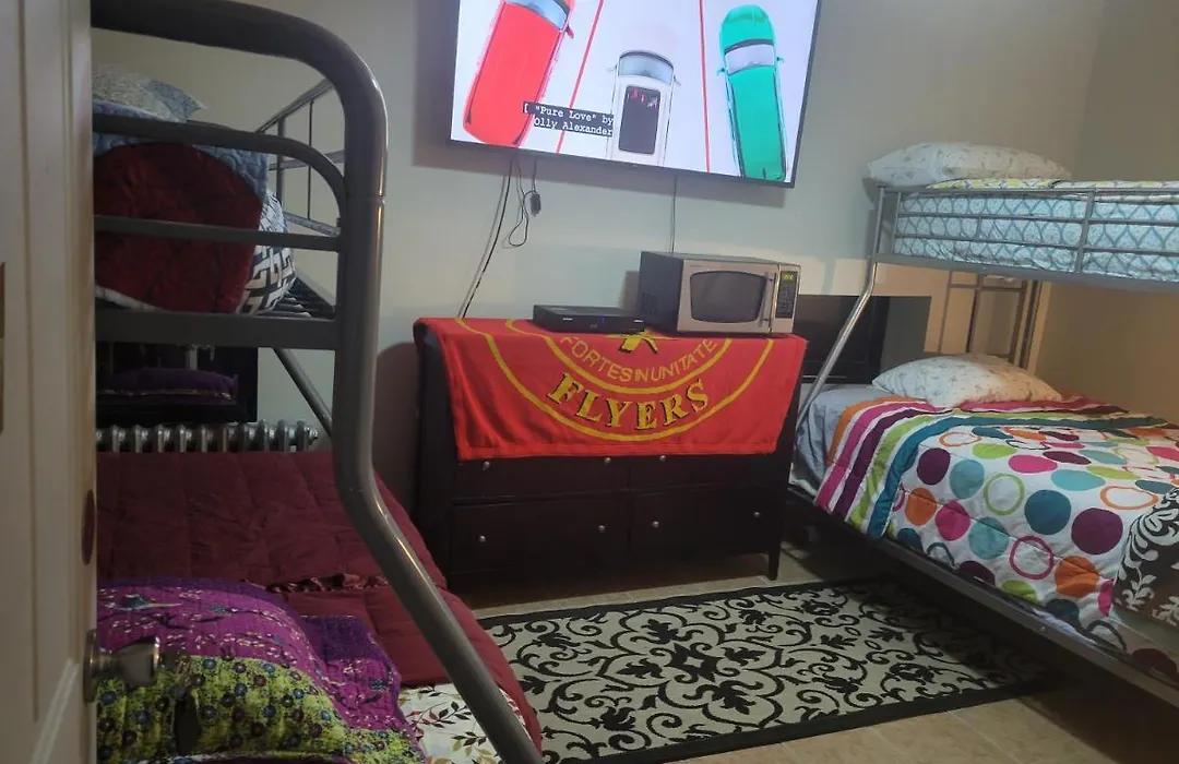 Bklyn Cozy Spot-1