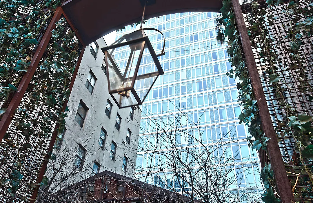 Nomo Soho-1