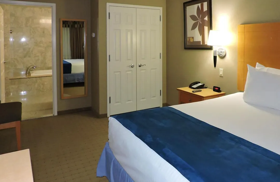 Marco Laguardia Hotel & Suites-1