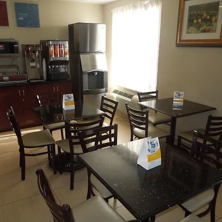 Comfort Inn Brooklyn-2