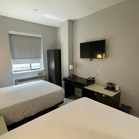 King Hotel Brooklyn Sunset Park-3