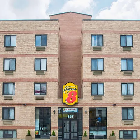 Super 8 By Wyndham Brooklyn / Park Slope Hotel-3