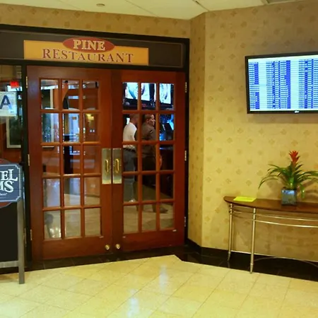 The Laguardia Hotel-3