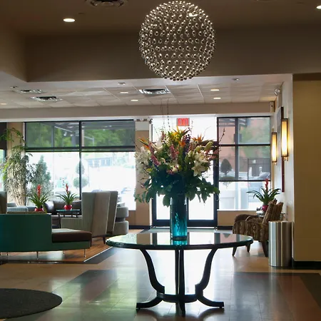 The Laguardia Hotel-2