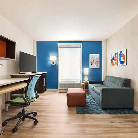Home2 Suites Long Island City/Manhattan View-3