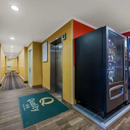 Quality Inn Jfk Airport Rockaway Blvd-3