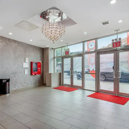 Red Roof Inn Plus Brooklyn - Flatbush Ave-2
