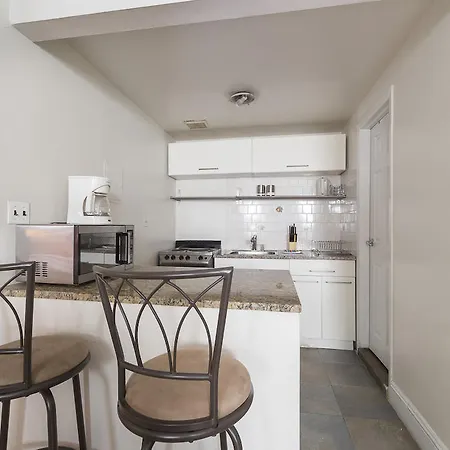 West 46Th Street Apartment-3