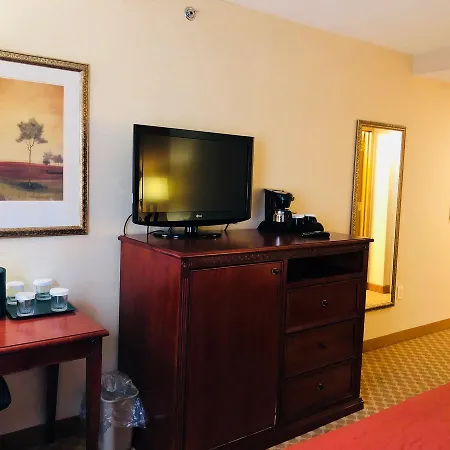 Queens County Inn And Suites-3