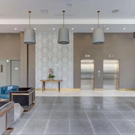 Microtel Inn By Wyndham Long Island City-3